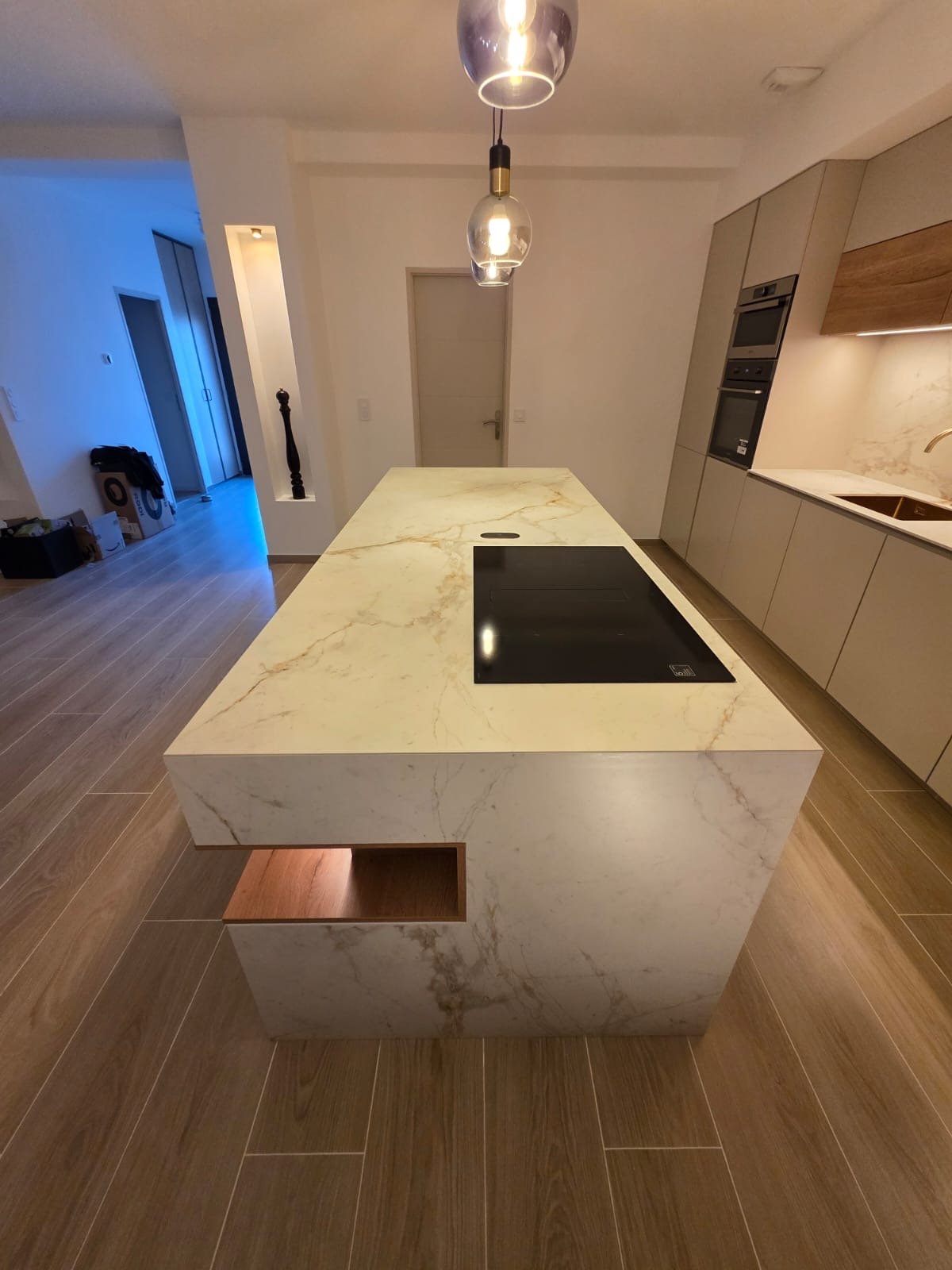 Cuisine Taupe et Bois en Céramique Uniceramica Oro Fantastico