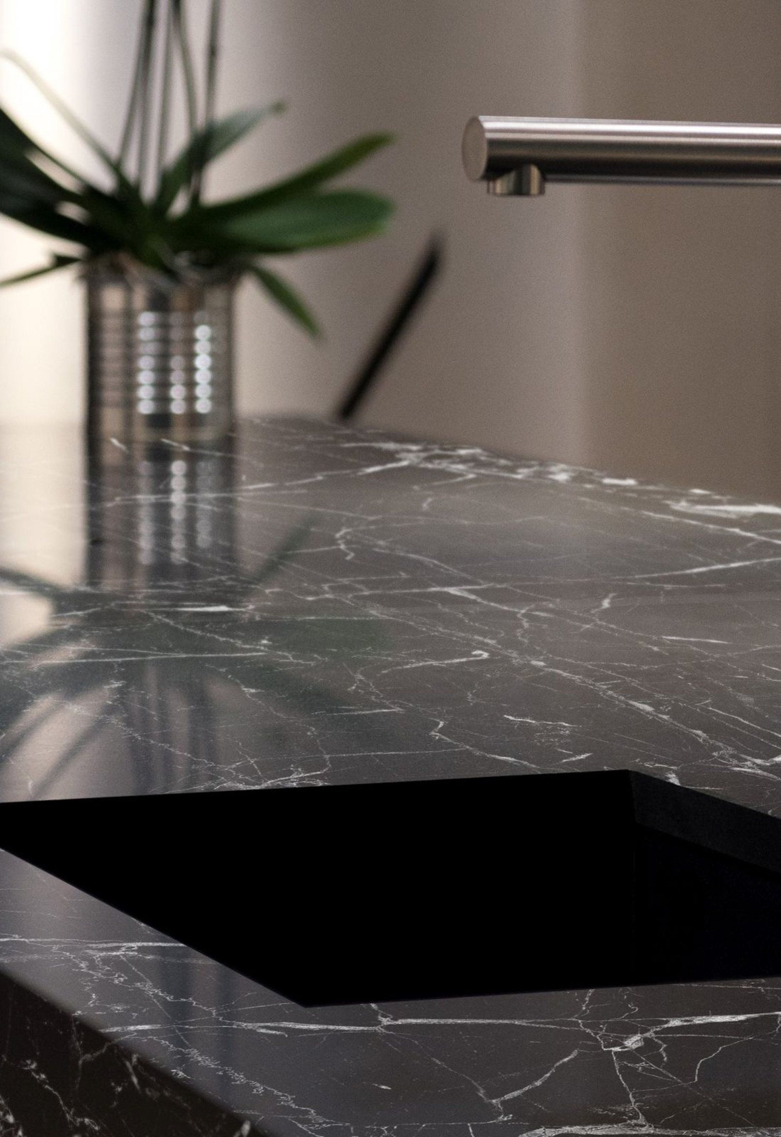 Salle de bain luxe en Neolith Niagara